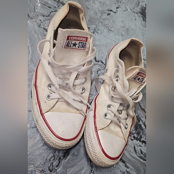 Converse All Star Women's size 7 - Picture 2 of 2